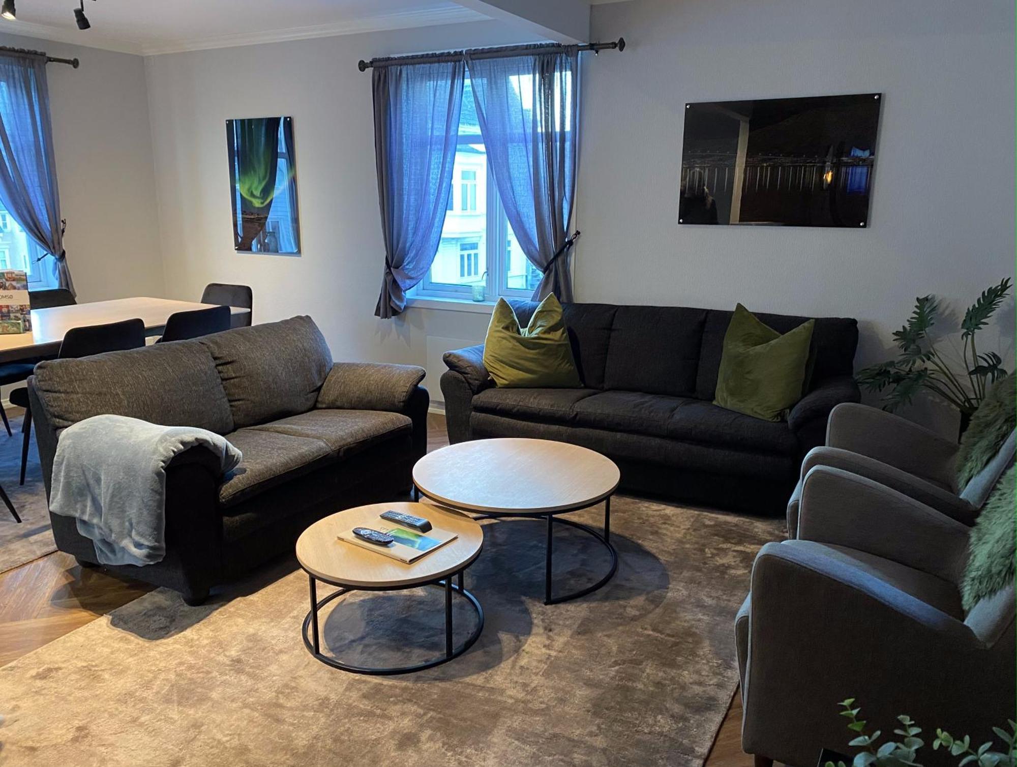 Enter Tromso - Luxury 4 Bedroom Apartment Экстерьер фото