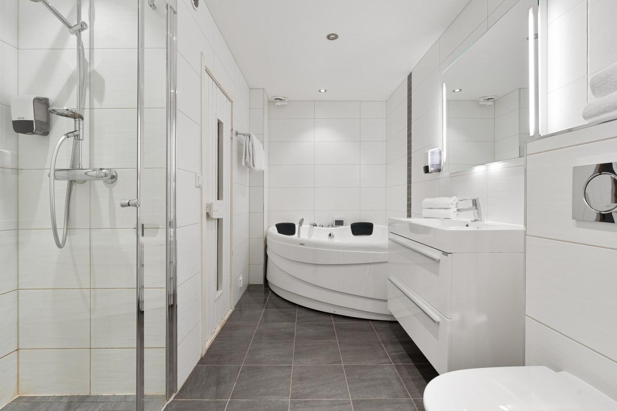 Enter Tromso - Exclusive Apartments Экстерьер фото