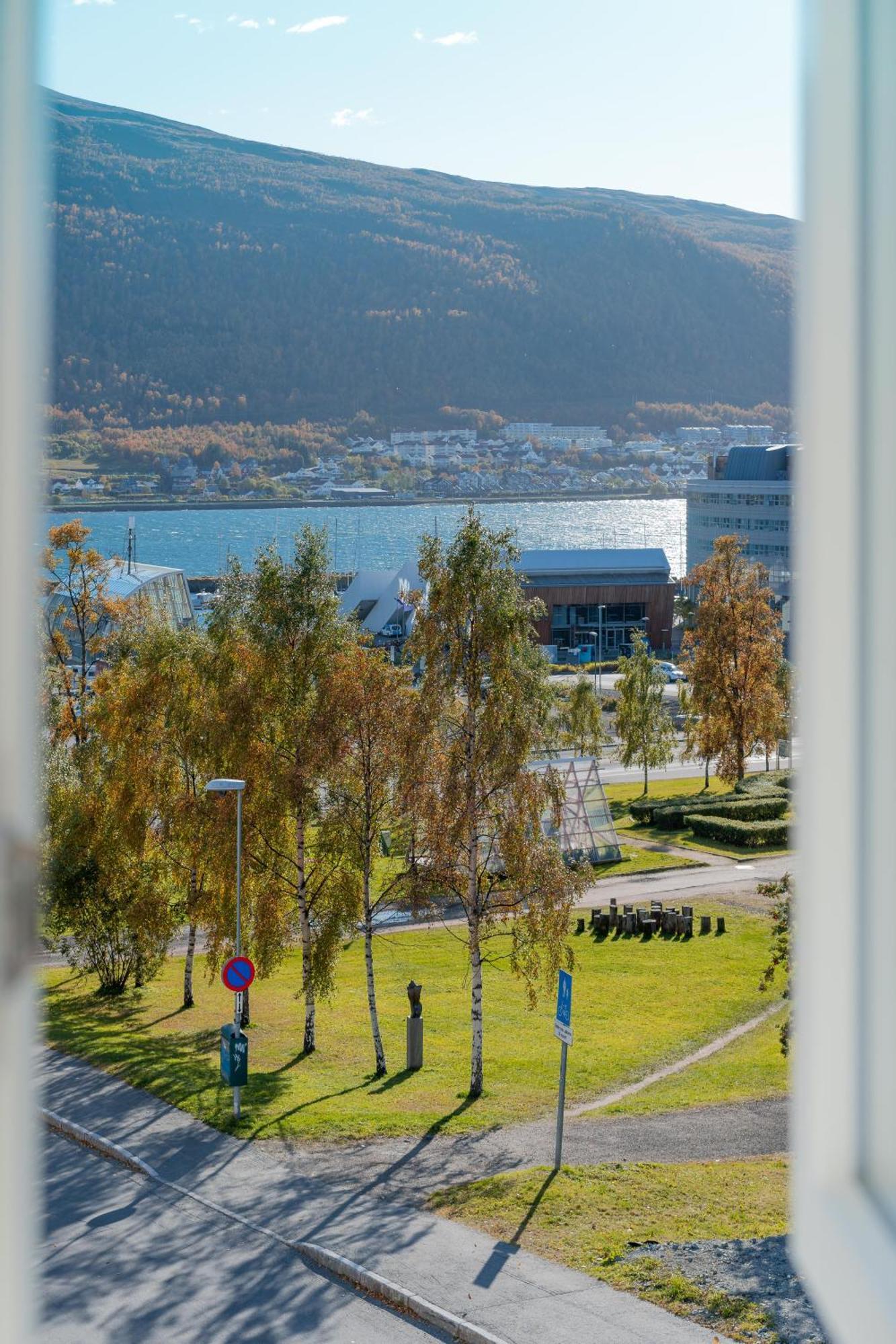 Enter Tromso - Exclusive Apartments Экстерьер фото